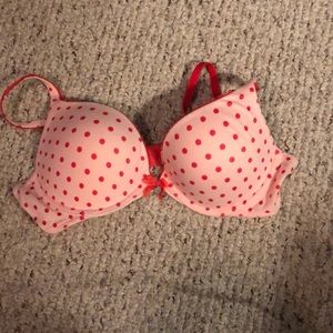 Victoria’s Secret Body by Victoria Push-up Bra